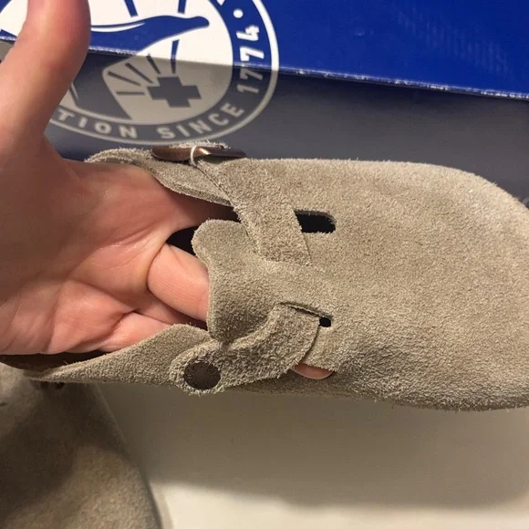 Birkenstock Taupe Suede Slip-Ons size 35 or kids 3-4 - Picture 7 of 11